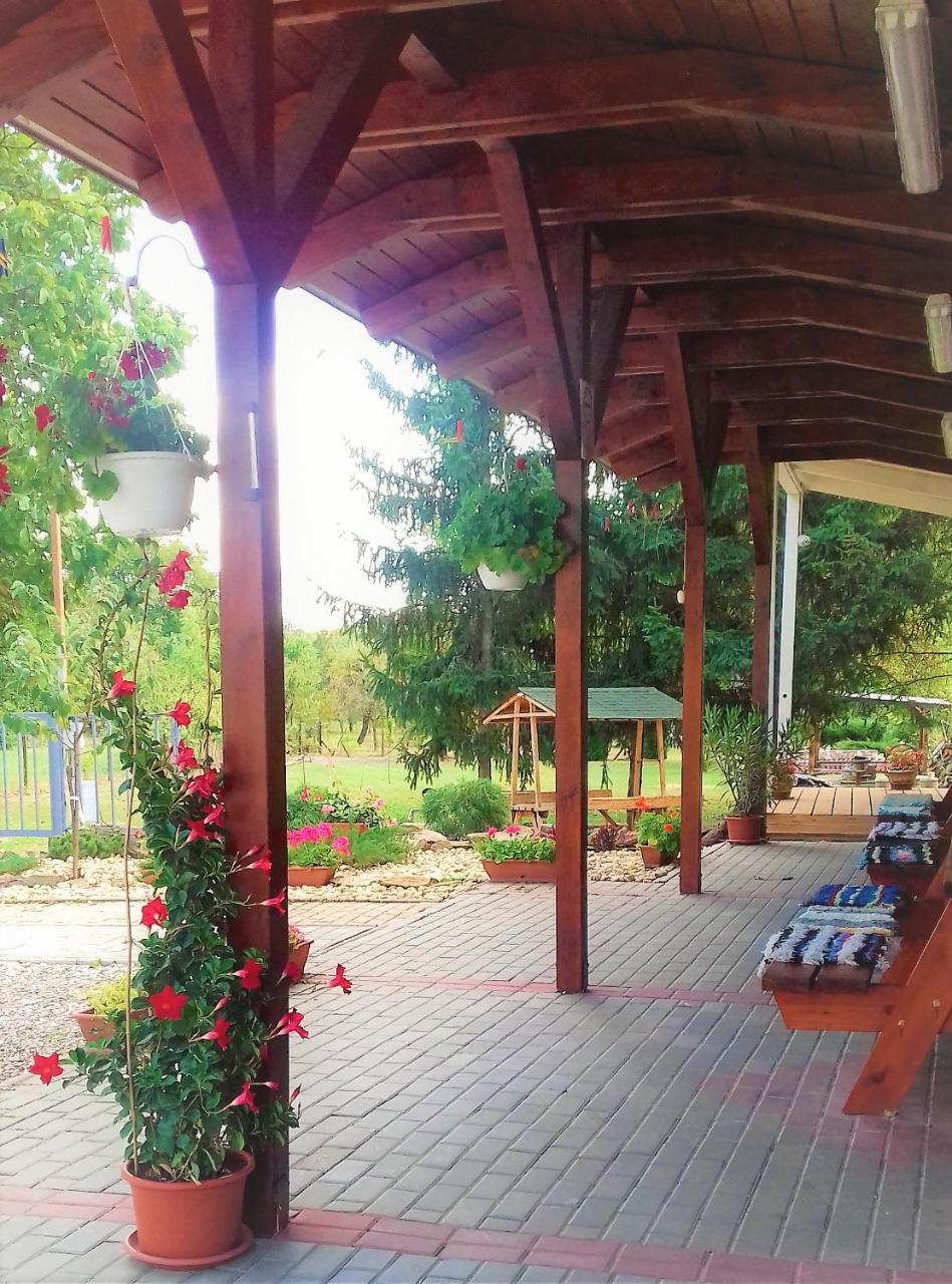 Kristaly Vendeghaz Hotel Bogacs Exterior photo